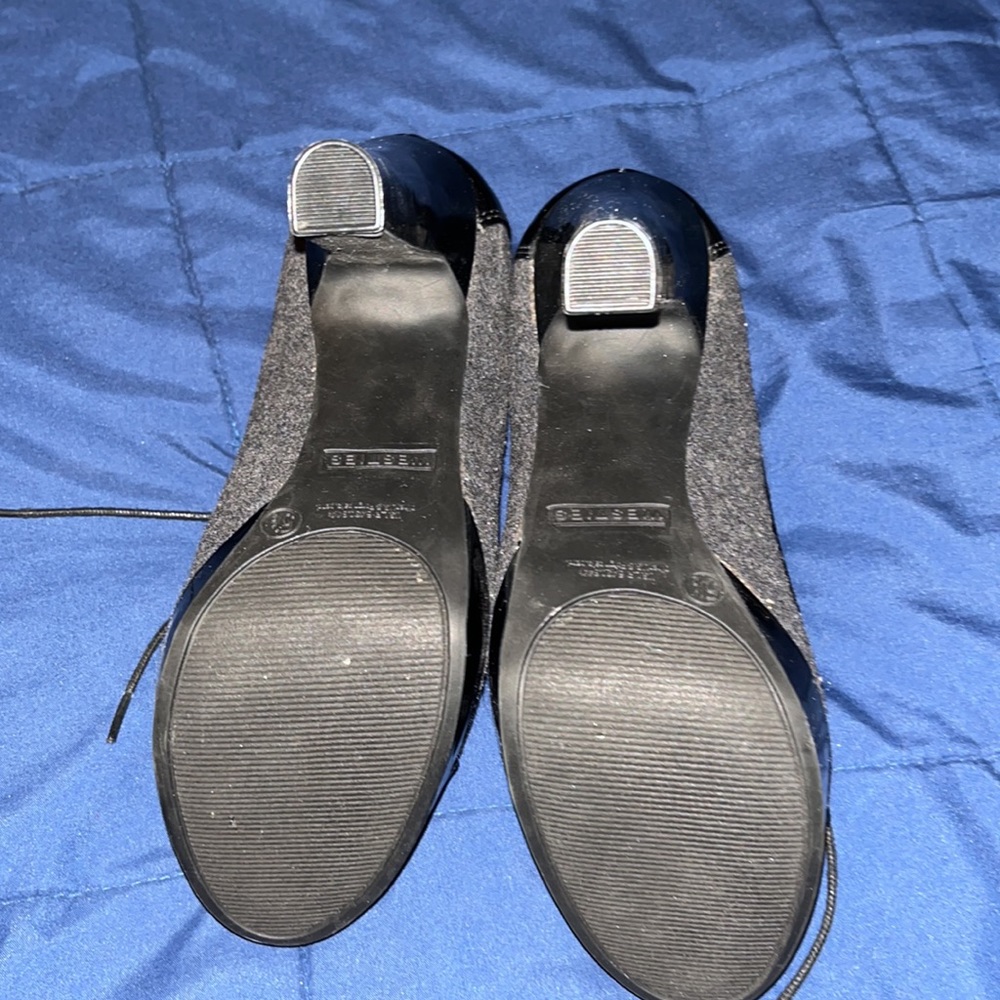 Booties - Picture 4 of 5